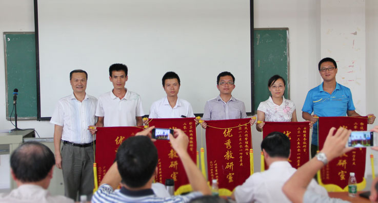 2025新澳门免费原料网