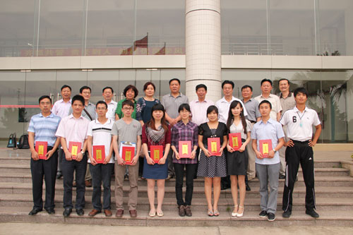 2025新澳门免费原料网