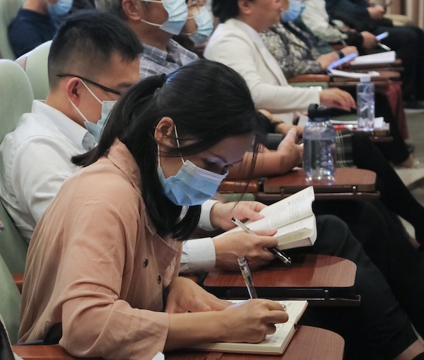 2025新澳门免费原料网