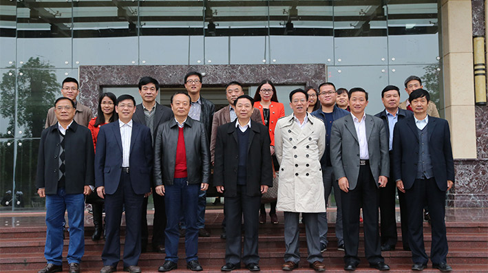 2025新澳门免费原料网