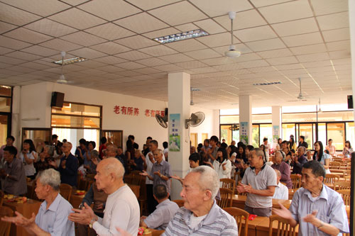 2025新澳门免费原料网