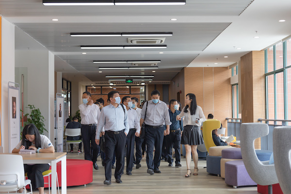 2025新澳门免费原料网