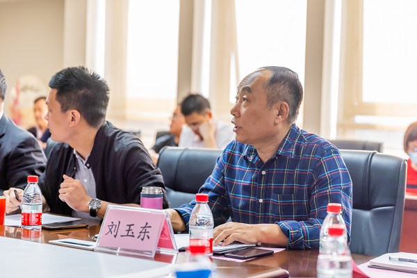 2025新澳门免费原料网