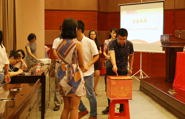 2025新澳门免费原料网