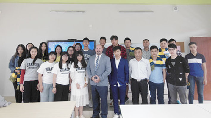 2025新澳门免费原料网