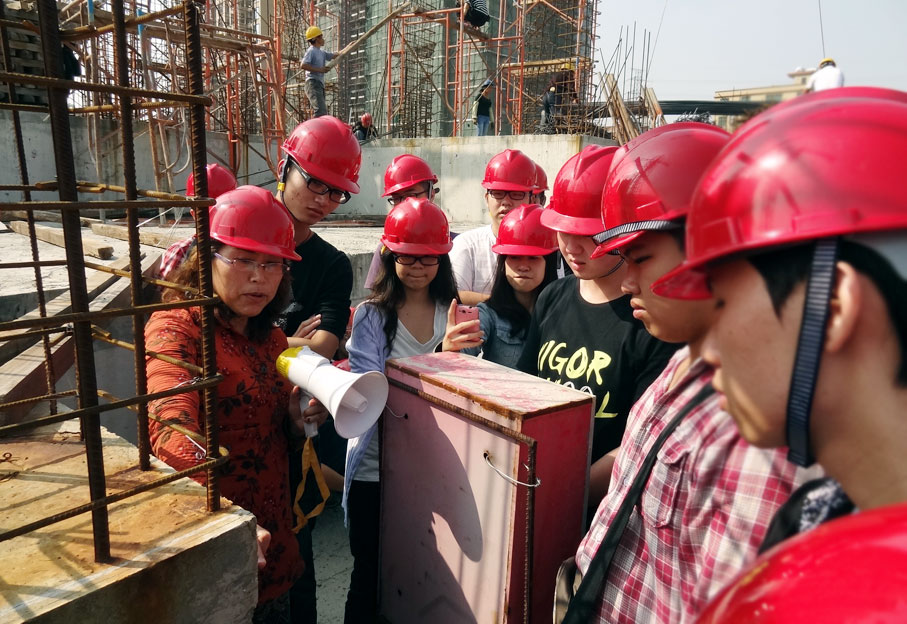 2025新澳门免费原料网