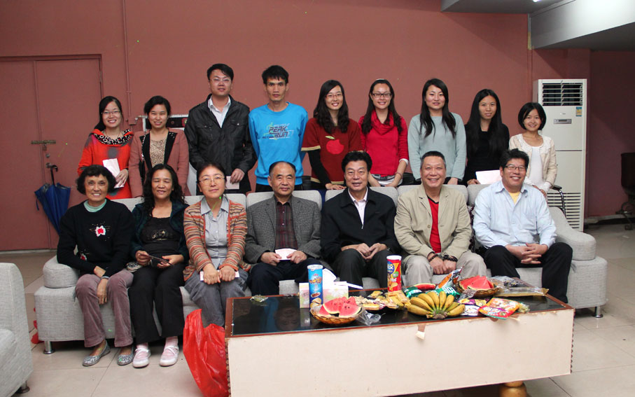 2025新澳门免费原料网