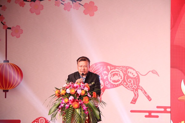 2025新澳门免费原料网