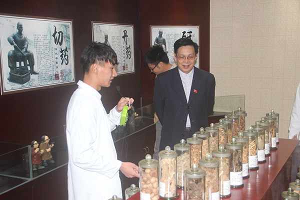 2025新澳门免费原料网