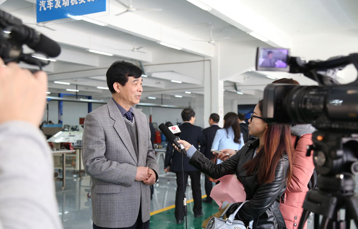 2025新澳门免费原料网