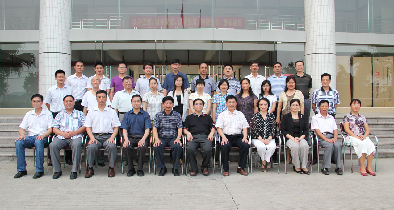 2025新澳门免费原料网