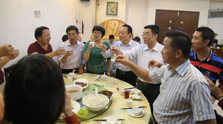 2025新澳门免费原料网