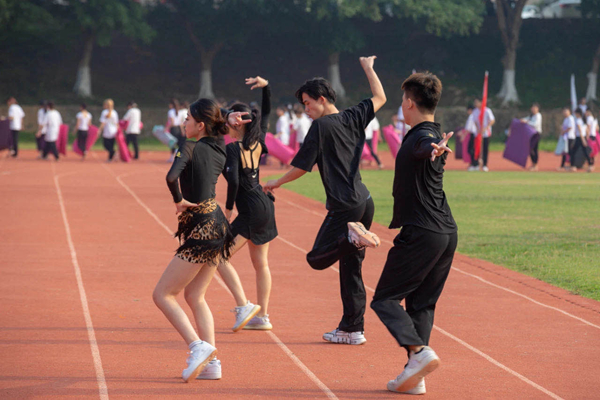 2025新澳门免费原料网