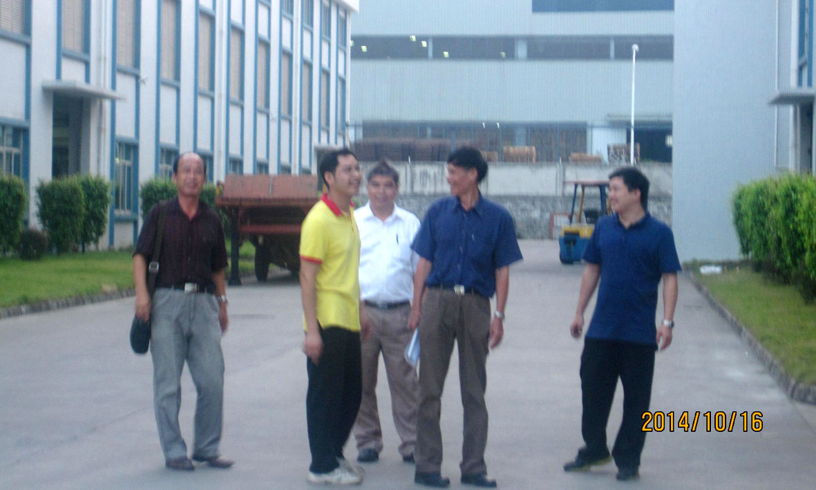 2025新澳门免费原料网