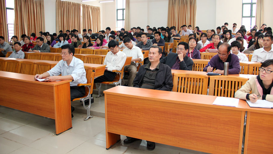 2025新澳门免费原料网