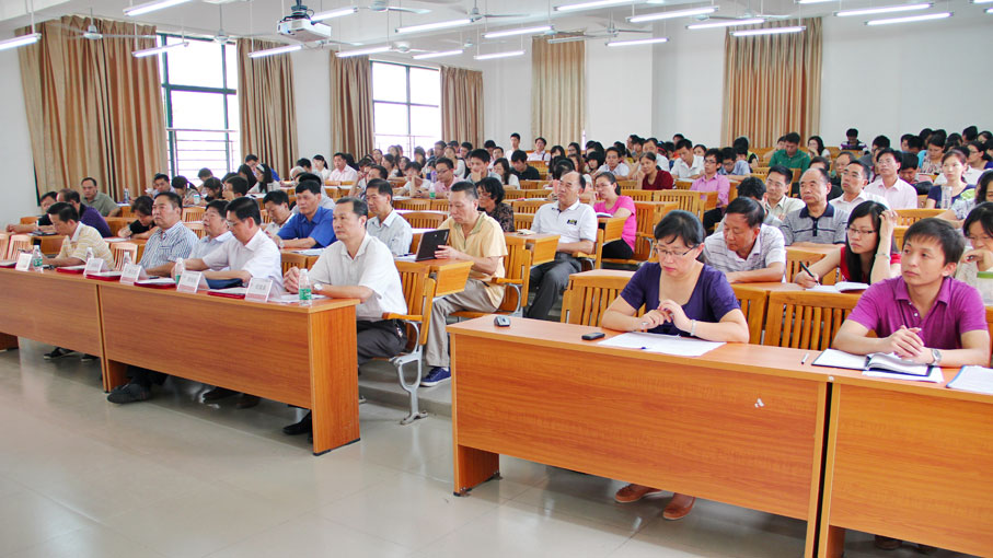 2025新澳门免费原料网