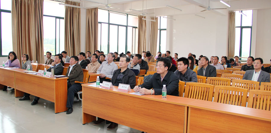 2025新澳门免费原料网