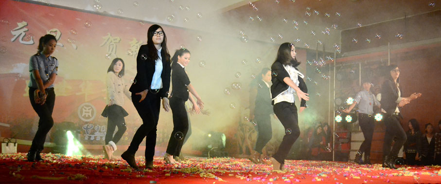 2025新澳门免费原料网