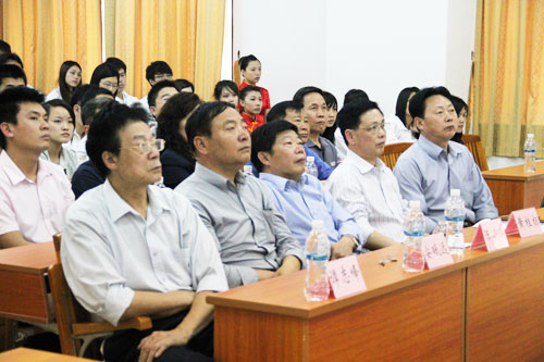 2025新澳门免费原料网