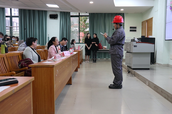 2025新澳门免费原料网