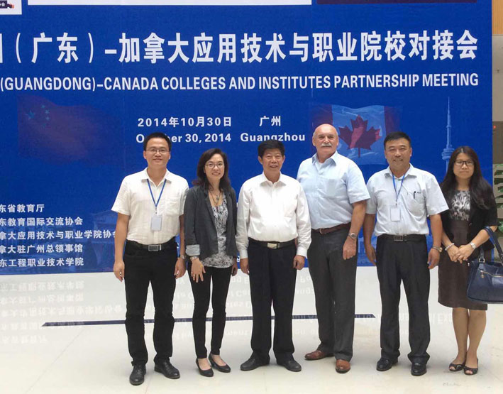 2025新澳门免费原料网