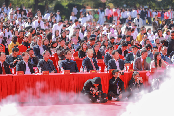 2025新澳门免费原料网