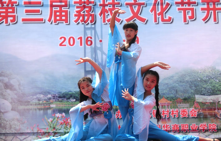 2025新澳门免费原料网