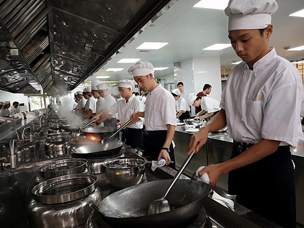 2025新澳门免费原料网