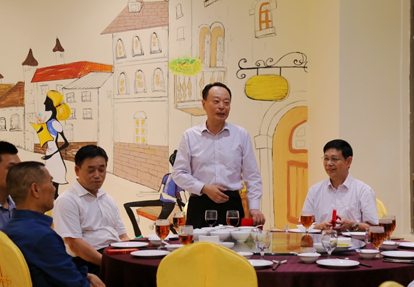 2025新澳门免费原料网