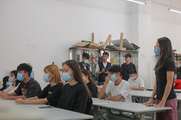 2025新澳门免费原料网