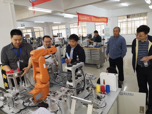 2025新澳门免费原料网