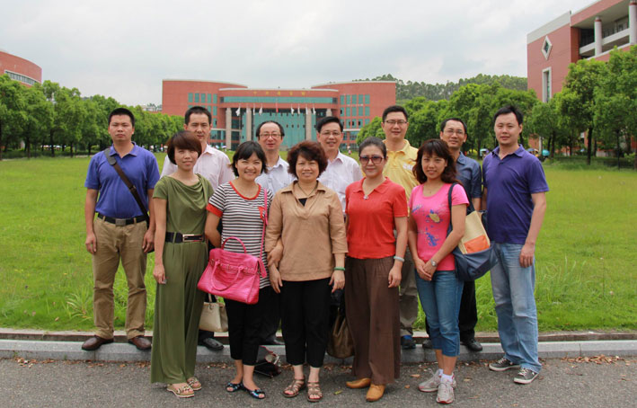 2025新澳门免费原料网