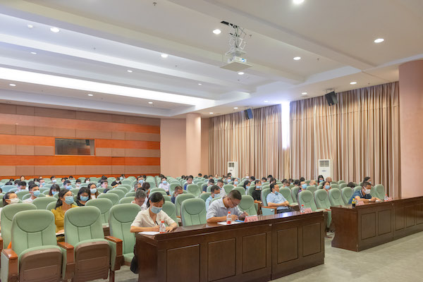 2025新澳门免费原料网