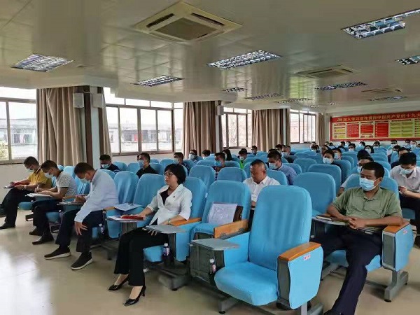 2025新澳门免费原料网