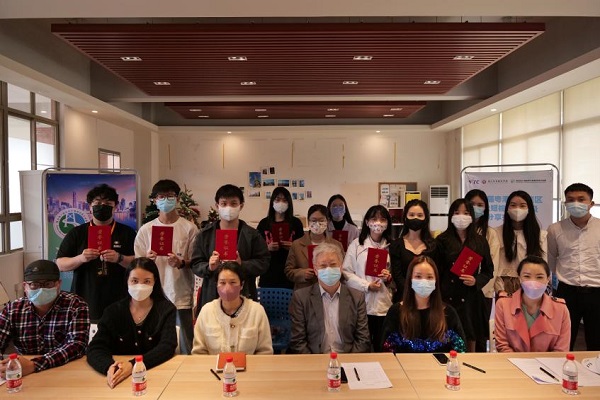 2025新澳门免费原料网