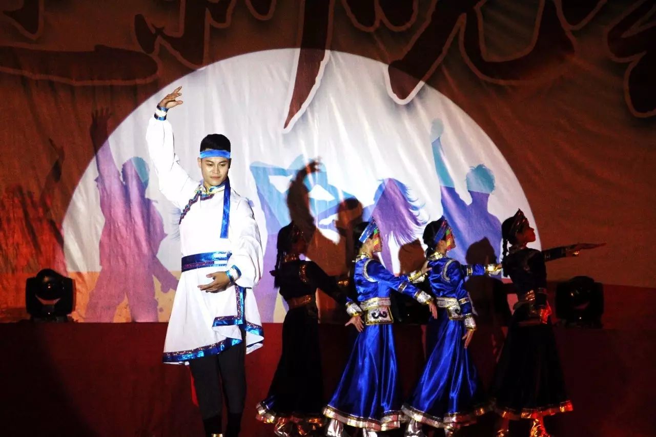 2025新澳门免费原料网