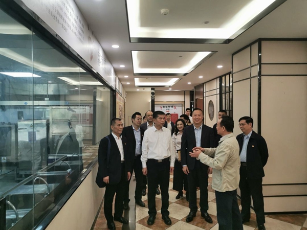 2025新澳门免费原料网