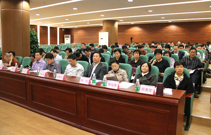 2025新澳门免费原料网