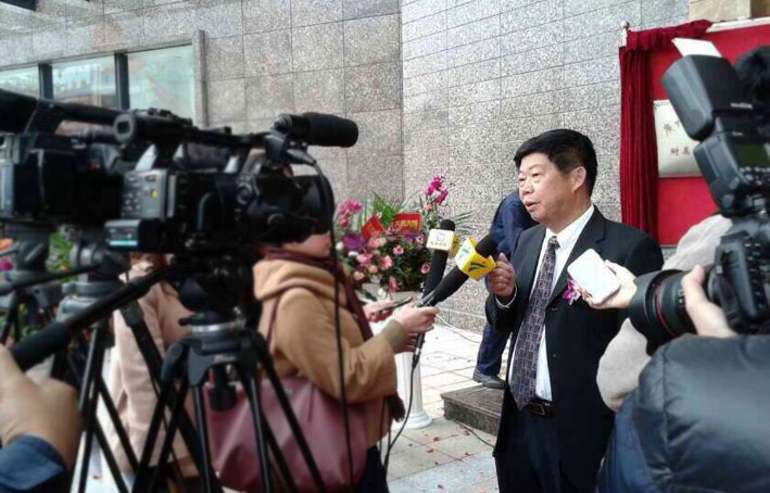 2025新澳门免费原料网