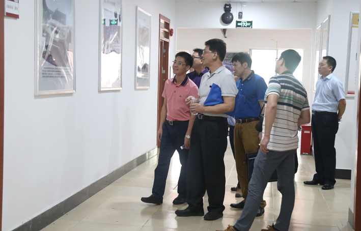 2025新澳门免费原料网