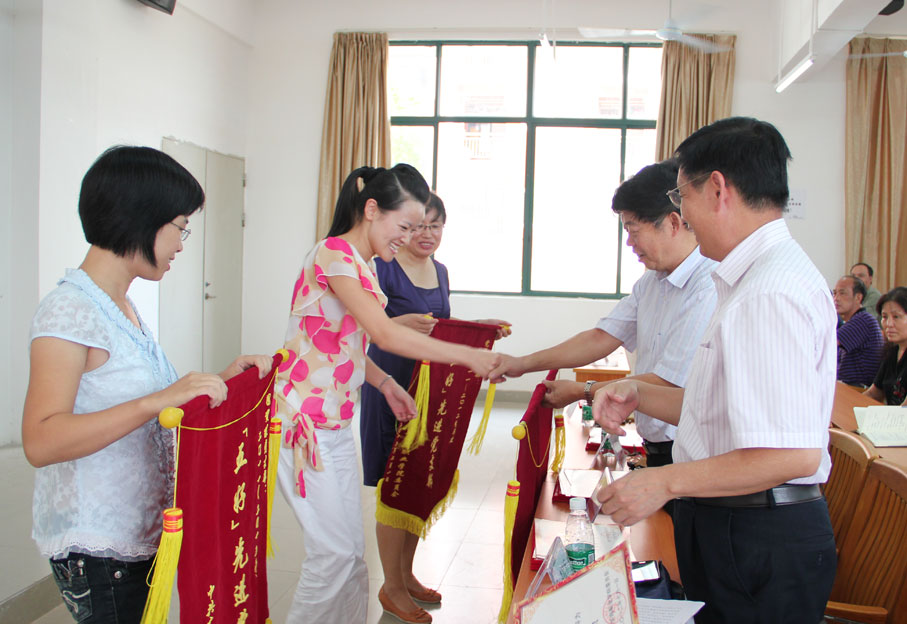 2025新澳门免费原料网