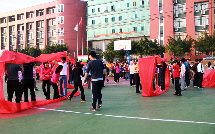 2025新澳门免费原料网