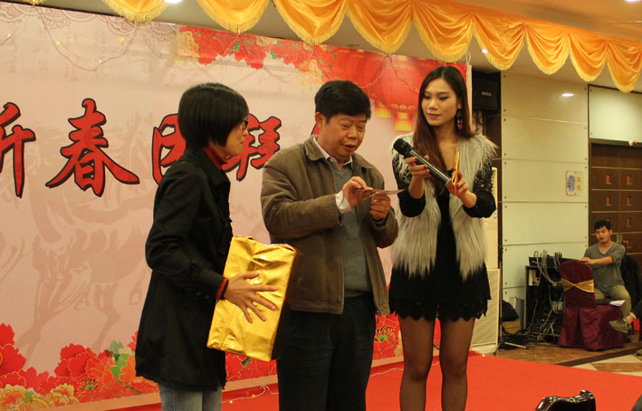 2025新澳门免费原料网