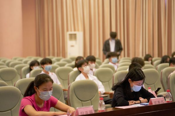 2025新澳门免费原料网