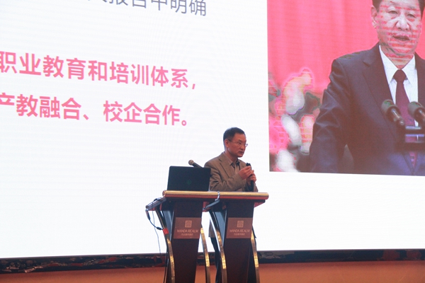 2025新澳门免费原料网