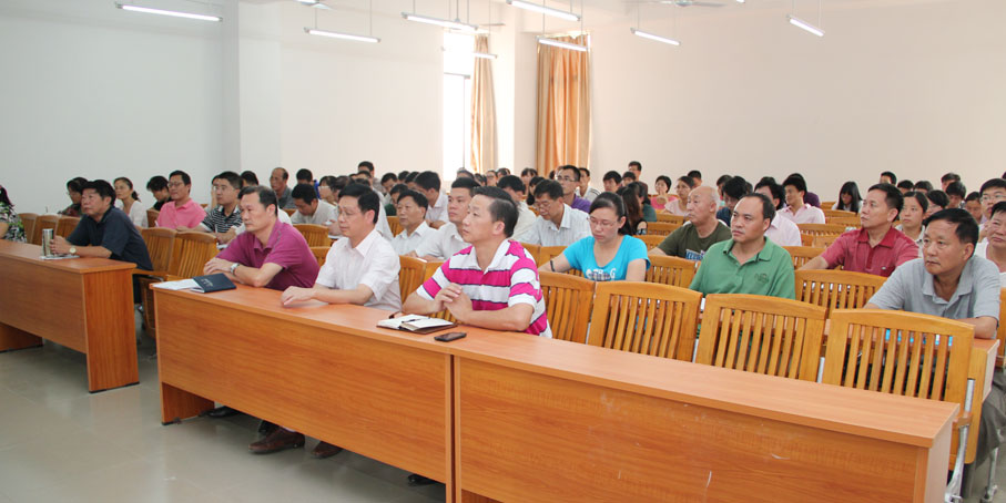 2025新澳门免费原料网