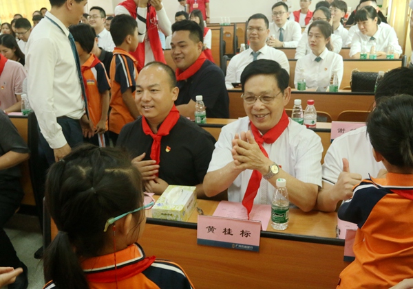 2025新澳门免费原料网