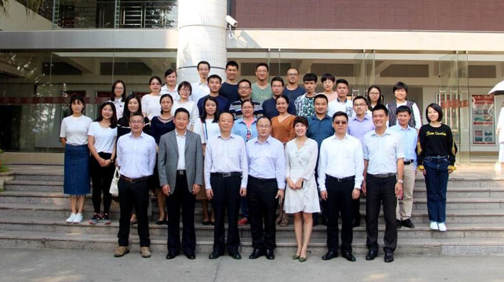 2025新澳门免费原料网