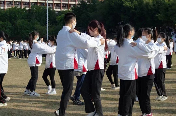 2025新澳门免费原料网