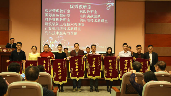 2025新澳门免费原料网